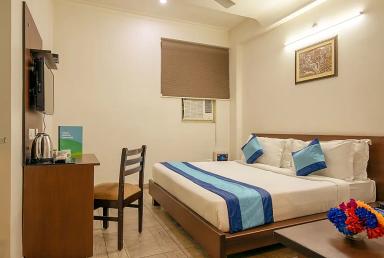 hotel room main image