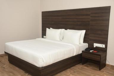 hotel room main image