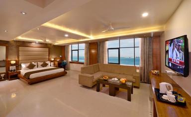 hotel room main image