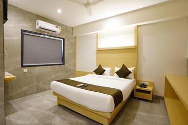 hotel room main image