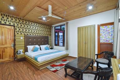 hotel room main image