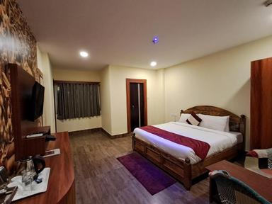 hotel room main image