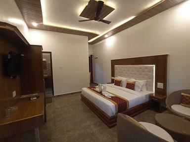 hotel room main image