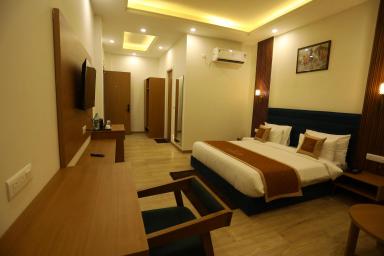 hotel room main image