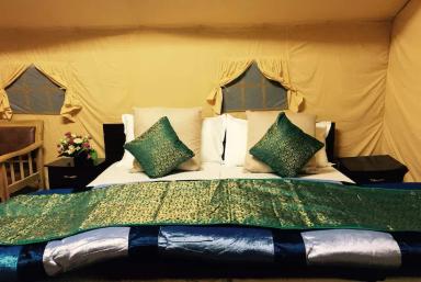 hotel room main image