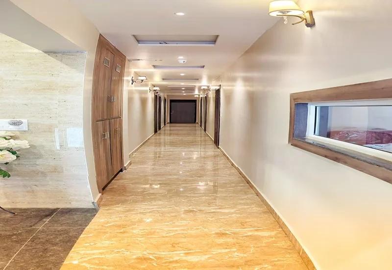 hallway at Elegance Suites in Lucknow hotel_Image