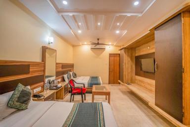 hotel room main image