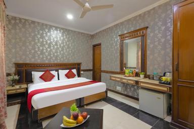 hotel room main image hotel room main image