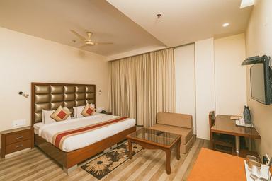 hotel room main image hotel room main image