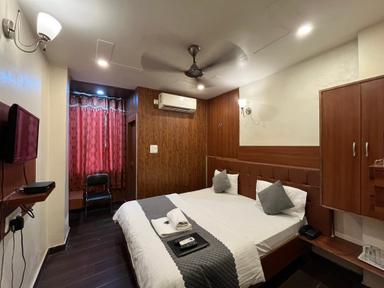 hotel room main image hotel room main image