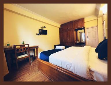 hotel room main image