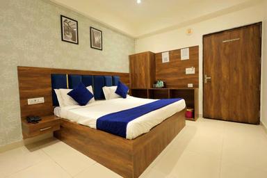 hotel room main image