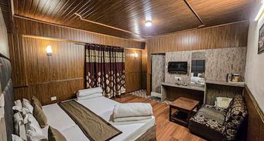 hotel room main image