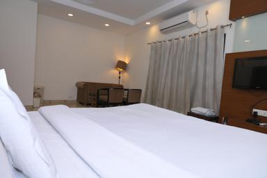 hotel room main image