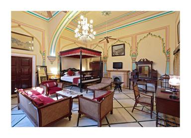 hotel room main image