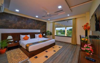 hotel room main image