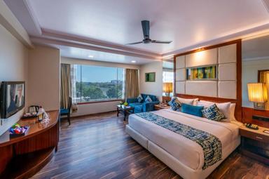 hotel room main image