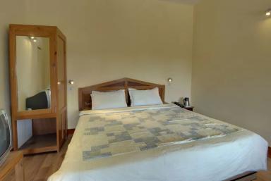 hotel room main image