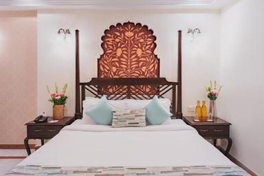 hotel room main image