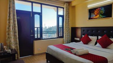 hotel room main image