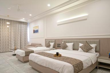 hotel room main image