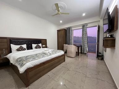 hotel room main image