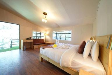 hotel room main image hotel room main image