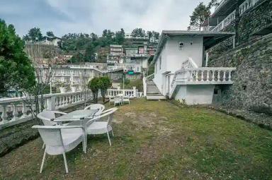 hotel room main image