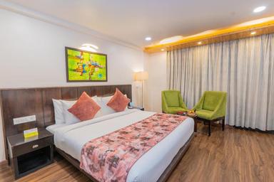 hotel room main image