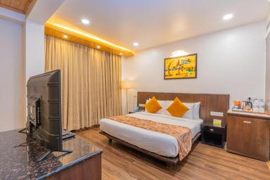 hotel room main image