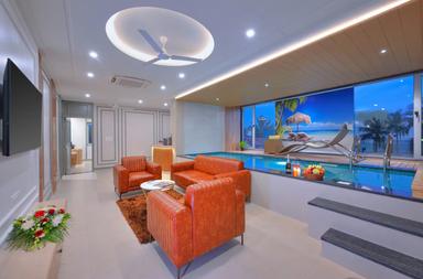 hotel room main image