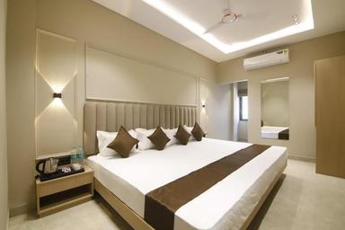 hotel room main image