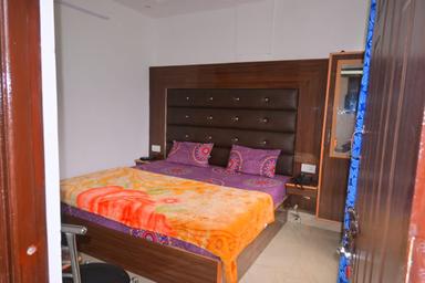 hotel room main image