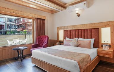 hotel room main image