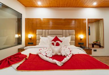 hotel room main image