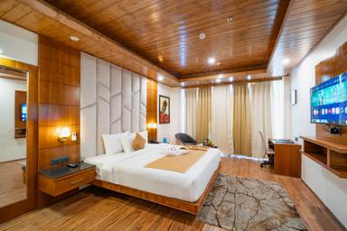 hotel room main image