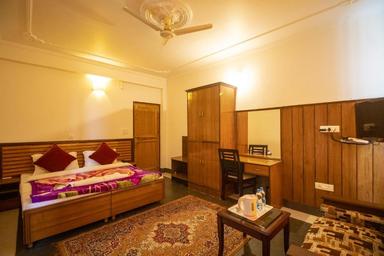 hotel room main image