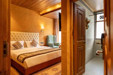 hotel room main image