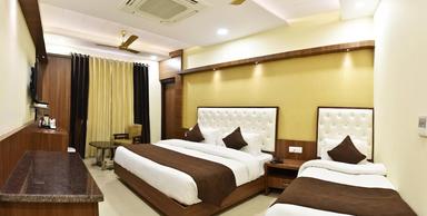 hotel room main image hotel room main image