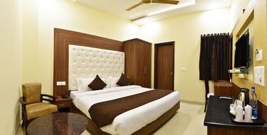 hotel room main image hotel room main image