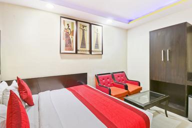 hotel room main image hotel room main image