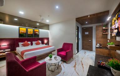 hotel room main image hotel room main image