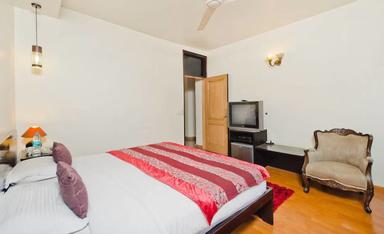 hotel room main image hotel room main image