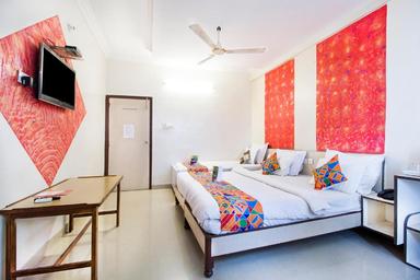 hotel room main image hotel room main image