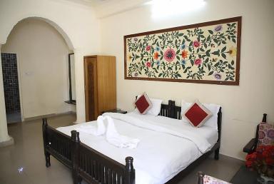 hotel room main image hotel room main image