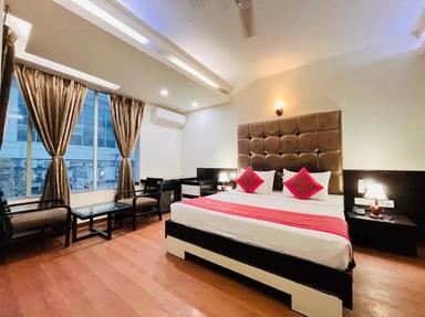 hotel room main image hotel room main image