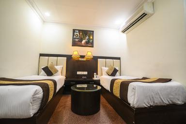 hotel room main image hotel room main image