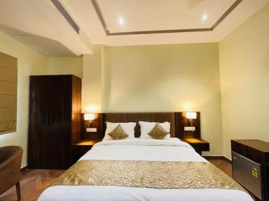 hotel room main image hotel room main image