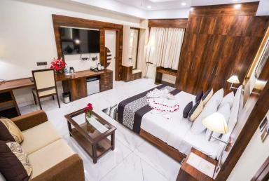 hotel room main image hotel room main image