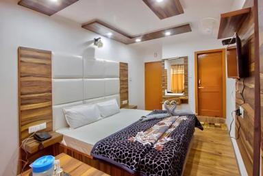 hotel room main image hotel room main image